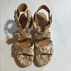 Sofft Leather Tan Snakeskin Print Wedged Sandals